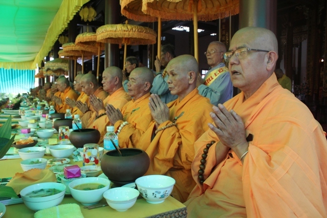 Huế: Đại lễ Vu lan thắng hội và Pháp hội cúng dường trai Tăng năm Giáp Ngọ - PL.2558