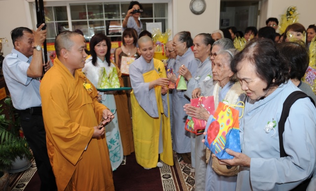Hoa Kỳ: Lễ Vu Lan tại chùa Phật Quang, San Jose