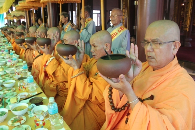 Huế: Đại lễ Vu lan thắng hội và Pháp hội cúng dường trai Tăng năm Giáp Ngọ - PL.2558