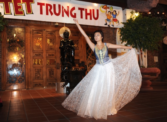 Hoa Kỳ: Vui tết Trung Thu 2014 tại chùa Đức Viên - San Jose