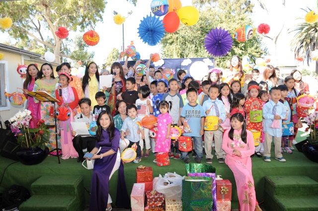 Hoa Kỳ: Vui tết Trung Thu 2014 tại chùa An Tường - Oakland