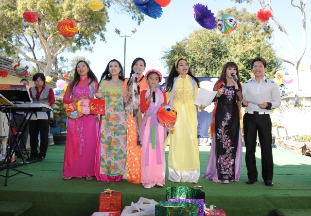 Hoa Kỳ: Vui tết Trung Thu 2014 tại chùa An Tường - Oakland