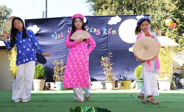 Hoa Kỳ: Vui tết Trung Thu 2014 tại chùa An Tường - Oakland