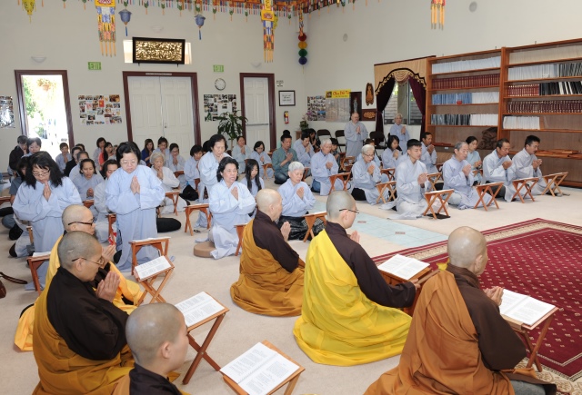 Chùa Phổ Từ, Hoa Kỳ,  hơn 20 năm mở khóa tu học mùa hè cho Tăng, Ni và Phật tử