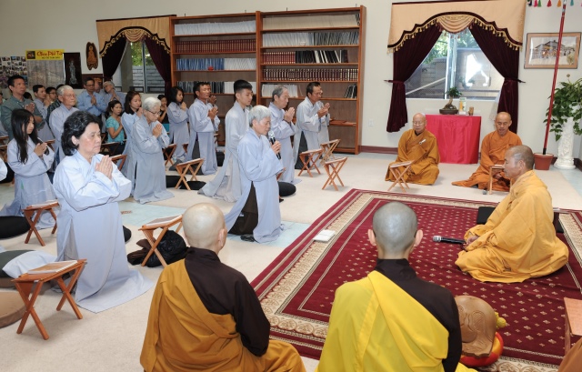 Chùa Phổ Từ, Hoa Kỳ,  hơn 20 năm mở khóa tu học mùa hè cho Tăng, Ni và Phật tử