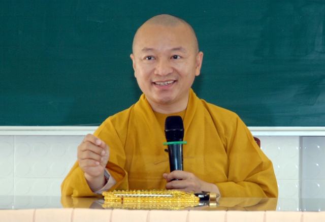 Quỹ từ thiện Đạo Phật Ngày Nay: Giảng pháp và tặng quà cho làng người mù, người tàn tật tại Sóc Trăng, Bạc Liêu