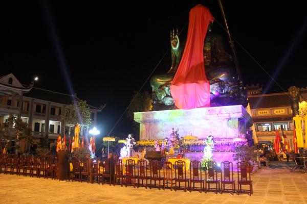 Nam Định: Chùm ảnh hô thần an vị đại tôn tượng Đức Bổn Sư Thích Ca Mâu Ni Phật