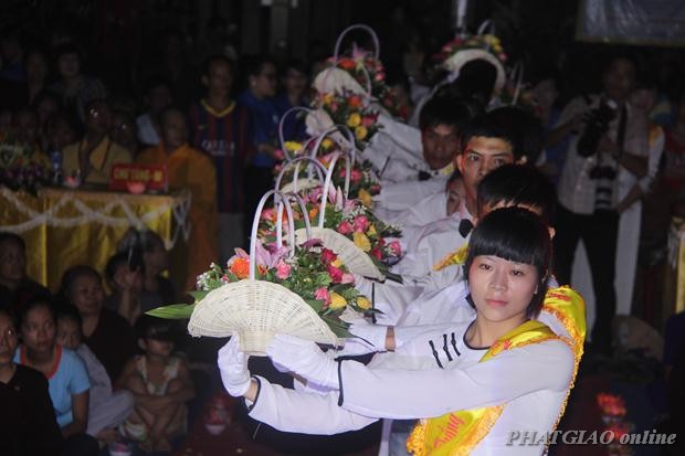 Thái Nguyên: Đêm Hội Vu Lan Chùa Thịnh Đán