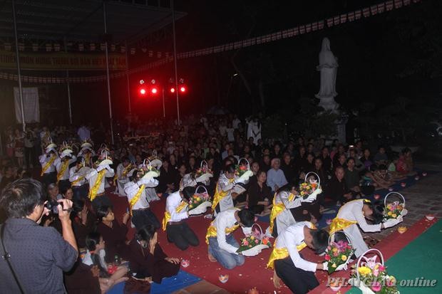 Thái Nguyên: Đêm Hội Vu Lan Chùa Thịnh Đán