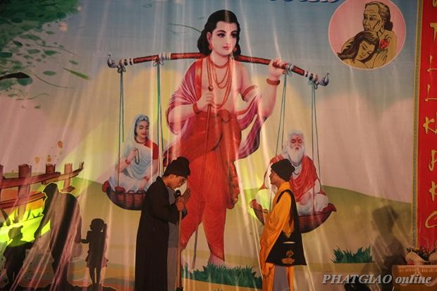 Thái Nguyên: Đêm Hội Vu Lan Chùa Thịnh Đán