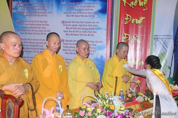 Thái Nguyên: Đêm Hội Vu Lan Chùa Thịnh Đán