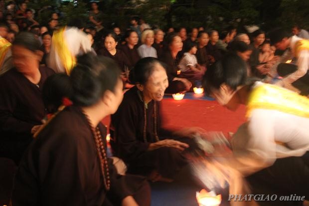 Thái Nguyên: Đêm Hội Vu Lan Chùa Thịnh Đán