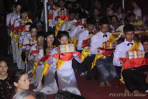 Thái Nguyên: Đêm Hội Vu Lan Chùa Thịnh Đán