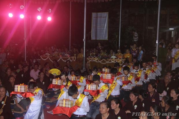 Thái Nguyên: Đêm Hội Vu Lan Chùa Thịnh Đán