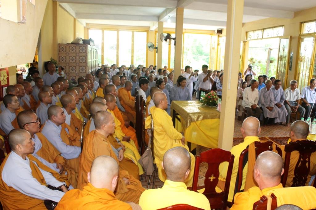 Đồng Tháp: Lễ Bổ  Nhiệm Trụ Trì TX. Ngọc Huệ