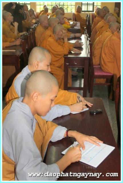 Bình Dương: Phóng Sự Ảnh: &quot;Nét Đẹp Mùa An Cư . PL: 2558&quot;
