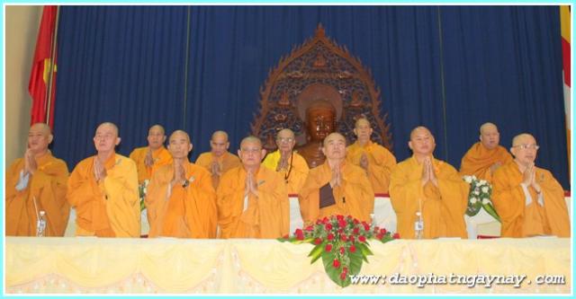 Bình Dương: Phóng Sự Ảnh: &quot;Nét Đẹp Mùa An Cư . PL: 2558&quot;