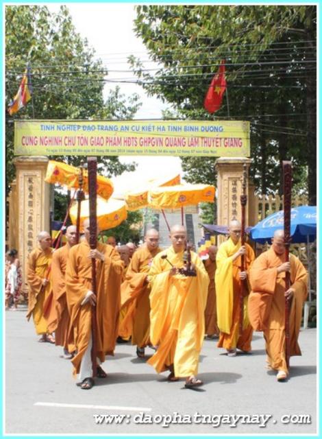 Bình Dương: Phóng Sự Ảnh: &quot;Nét Đẹp Mùa An Cư . PL: 2558&quot;