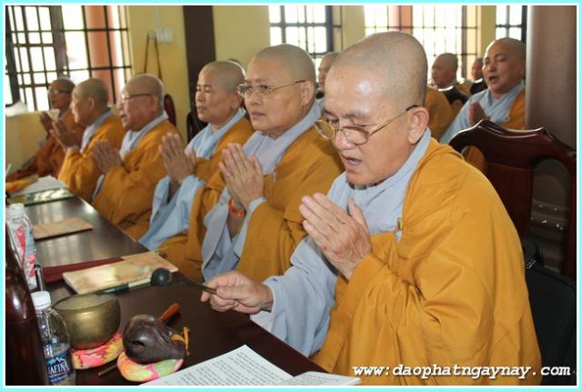 Bình Dương: Phóng Sự Ảnh: &quot;Nét Đẹp Mùa An Cư . PL: 2558&quot;