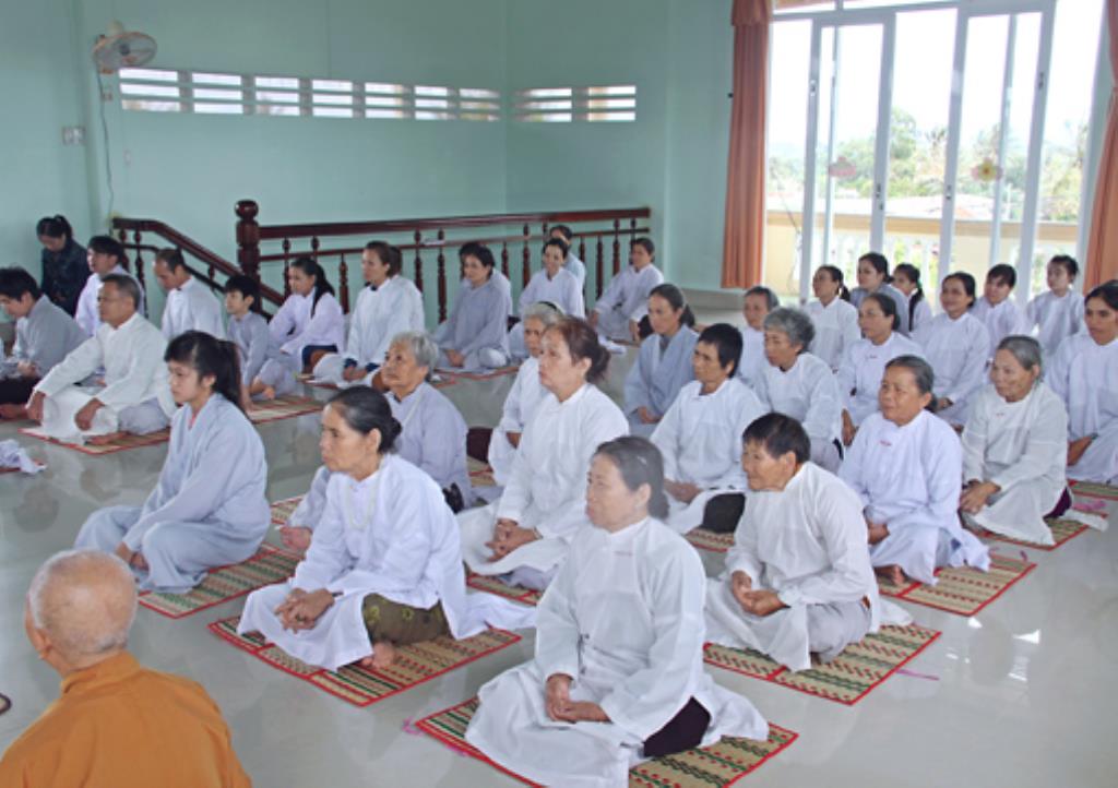 Gia Lai:Tịnh xá Ngọc Túc Khóa Tu Báo Ân và lễ Dâng Y Ca Sa