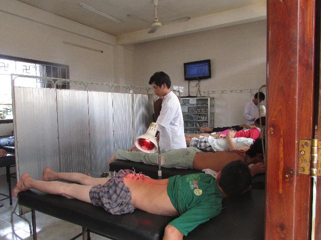 Xúc động buổi lễ tuyên dương học sinh giỏi năm học 2013- 2014 của  Thiền Viện Thiên Phước