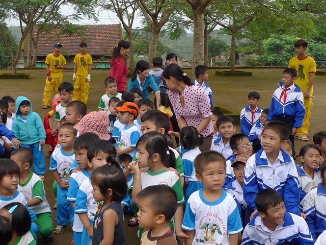 Chùa Liên Hoa - Kiến Đức - Đăk Nông Tổ Chức Trung Thu cho Các Em Thiếu Nhi