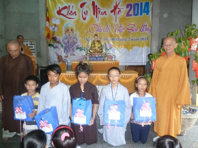 Khóa Tu Mùa Hè &quot;Búp Sen Hồng&quot; Phù Cát - Bình Định