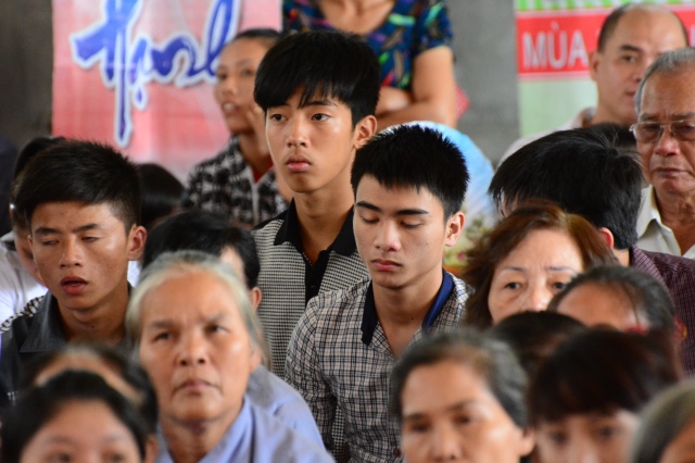 Hà Tĩnh: Hàng ngàn hoa đăng lung linh trong Đại lễ Vu Lan báo hiếu 2014 tại chùa Tượng Sơn