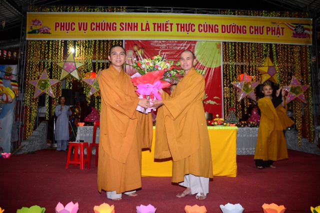Hà Tĩnh: Tưng bừng lễ hội Trung Thu chùa Tượng Sơn