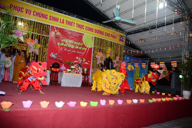 Hà Tĩnh: Tưng bừng lễ hội Trung Thu chùa Tượng Sơn
