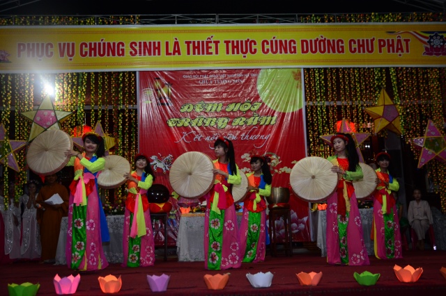 Hà Tĩnh: Tưng bừng lễ hội Trung Thu chùa Tượng Sơn