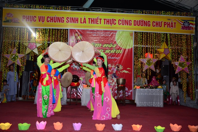 Hà Tĩnh: Tưng bừng lễ hội Trung Thu chùa Tượng Sơn