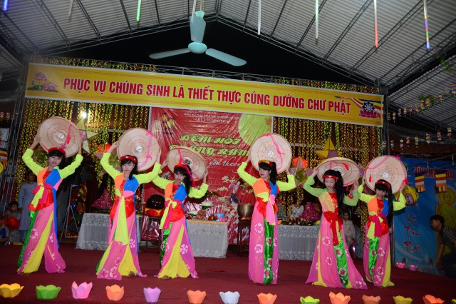Hà Tĩnh: Tưng bừng lễ hội Trung Thu chùa Tượng Sơn