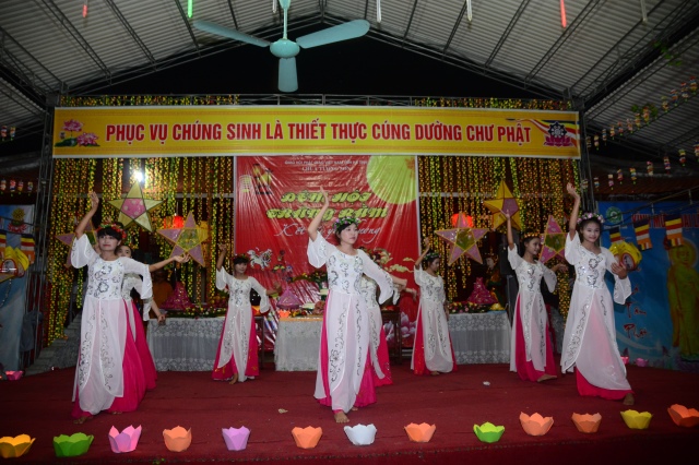 Hà Tĩnh: Tưng bừng lễ hội Trung Thu chùa Tượng Sơn