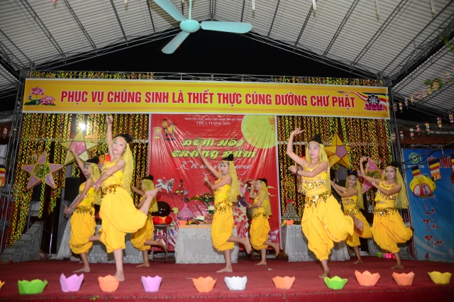 Hà Tĩnh: Tưng bừng lễ hội Trung Thu chùa Tượng Sơn