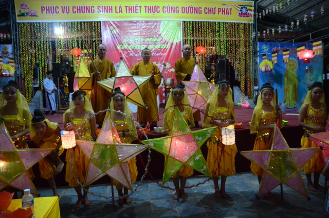 Hà Tĩnh: Tưng bừng lễ hội Trung Thu chùa Tượng Sơn