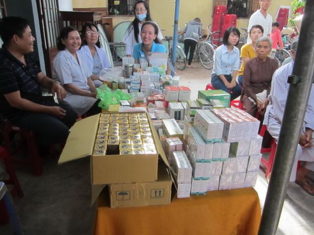 Chùa Đại Phước tổ chức khám chữa bệnh từ thiện