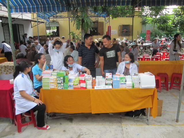 Chùa Đại Phước tổ chức khám chữa bệnh từ thiện