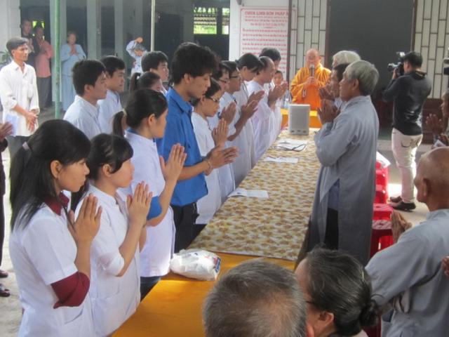 Chùa Đại Phước tổ chức khám chữa bệnh từ thiện