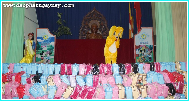 Bình Dương:   ĐÊM HỘI TRĂNG RẰM 2014