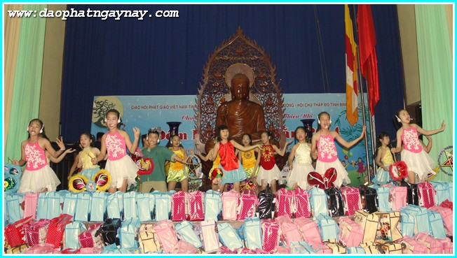 Bình Dương:   ĐÊM HỘI TRĂNG RẰM 2014