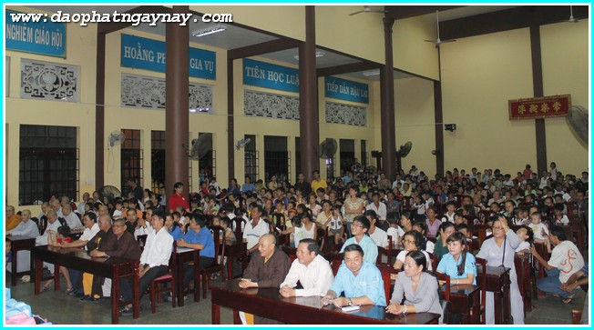 Bình Dương:   ĐÊM HỘI TRĂNG RẰM 2014
