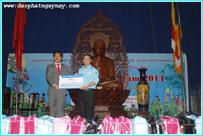 Bình Dương:   ĐÊM HỘI TRĂNG RẰM 2014