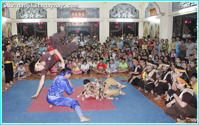 TP.HỒ CHÍ MINH:    Lung Linh Đêm Hội Trung Thu 2014