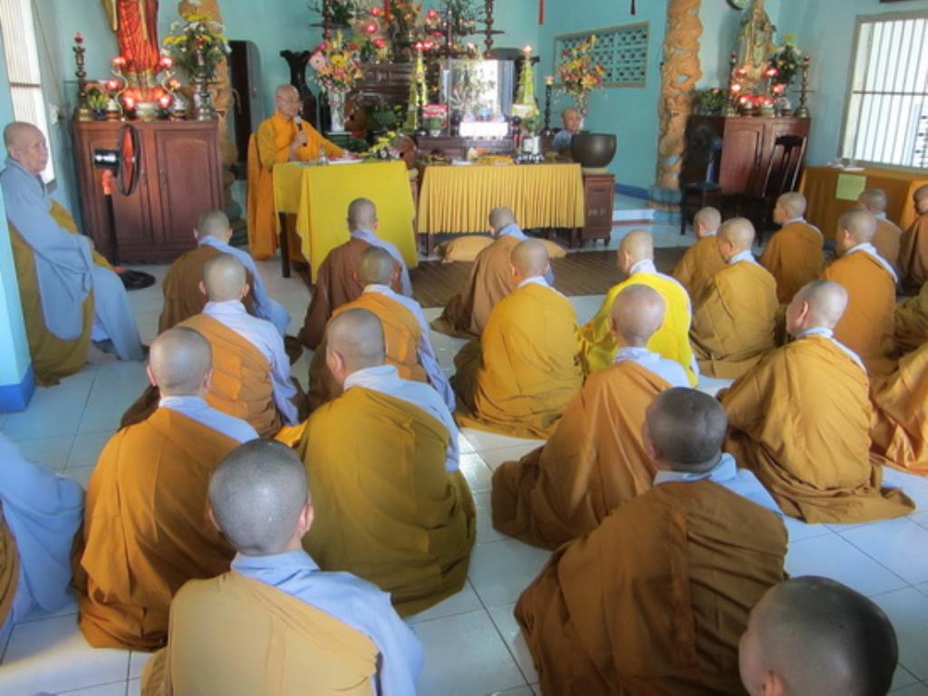 Trường hạ Ni thị xã Ninh Hòa bế giảng khóa an cư