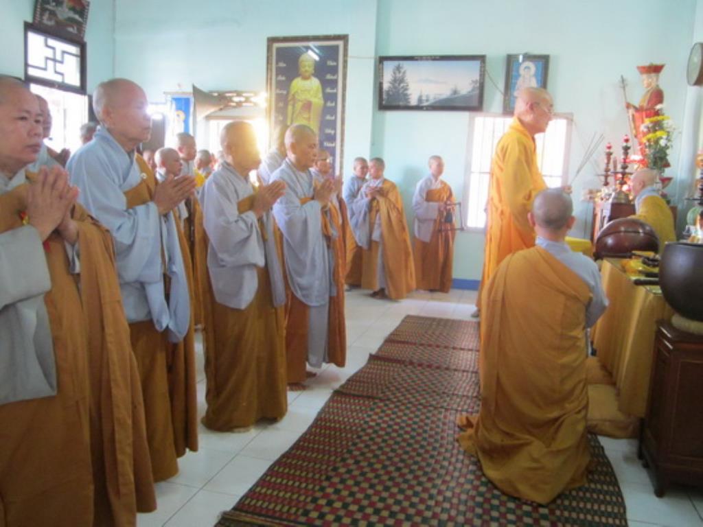 Trường hạ Ni thị xã Ninh Hòa bế giảng khóa an cư