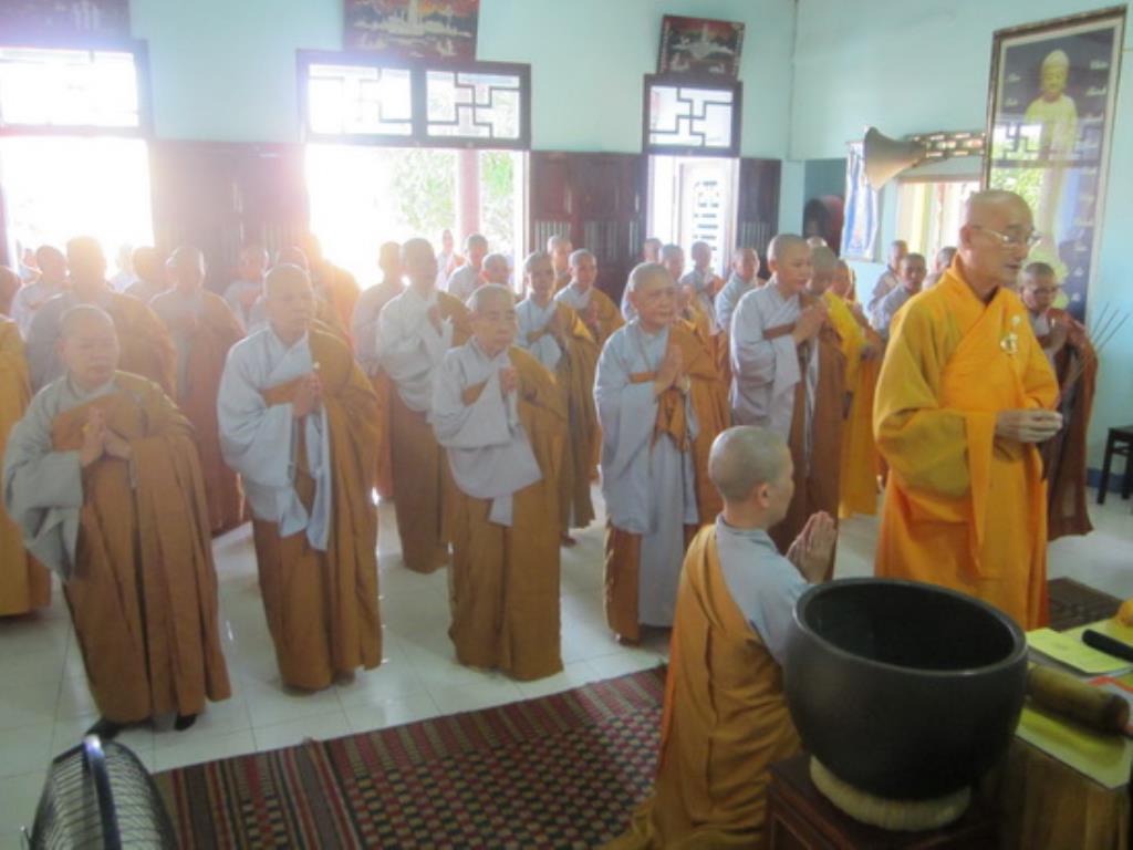 Trường hạ Ni thị xã Ninh Hòa bế giảng khóa an cư