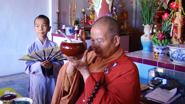 Khánh Hòa: Chùa Đào Viên lễ cúng dường Trai tăng