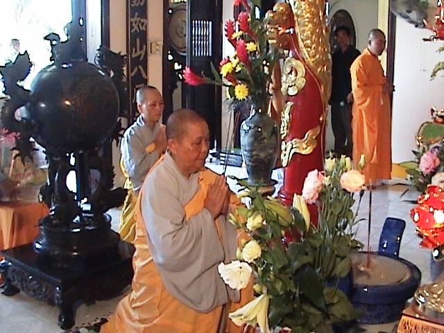 Chùa Hải Ấn – Chùa Hang, Giếng Phật