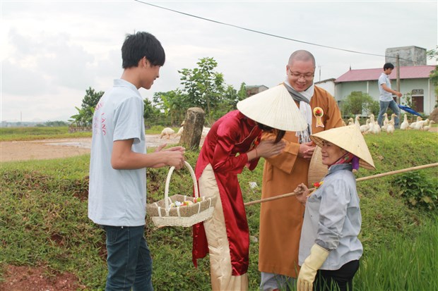 Thanh Hóa: “Hoa Hồng Vào Làng” khởi động mùa Vu Lan – Báo Hiếu